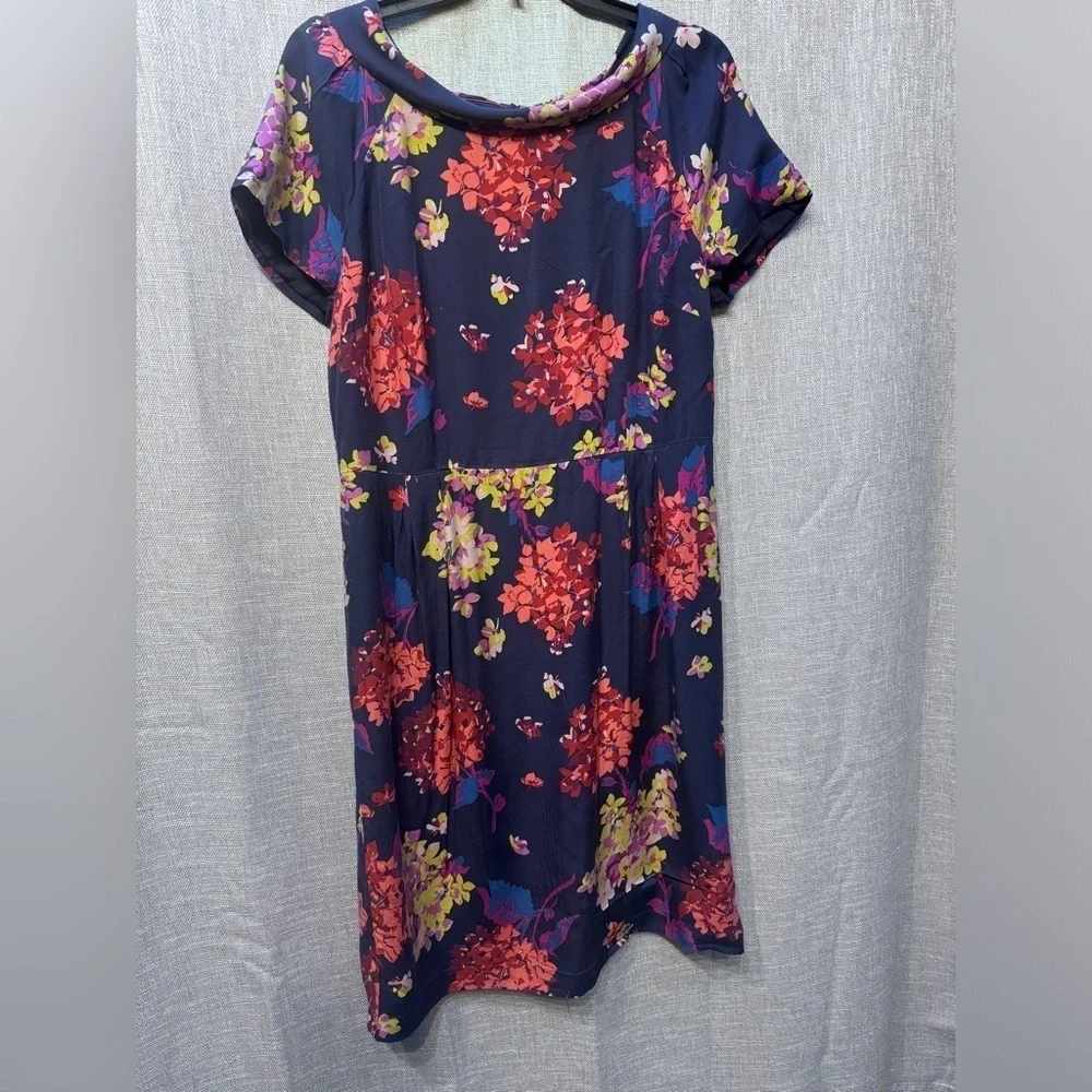 Boden silk floral roll collar midi dress US10 - Picture 3 of 12